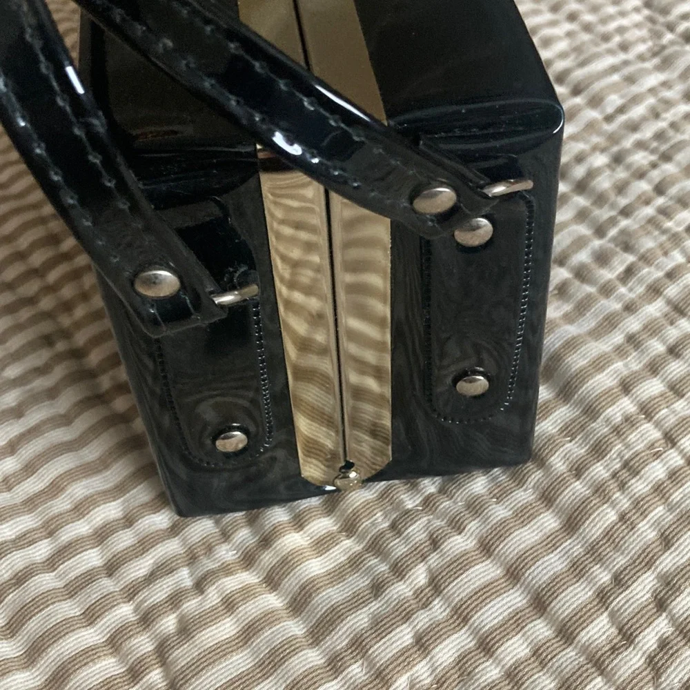 Black patent leather square purse